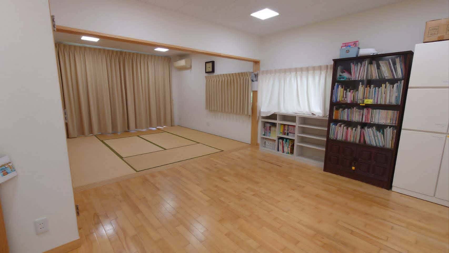 1階休憩室・児童室